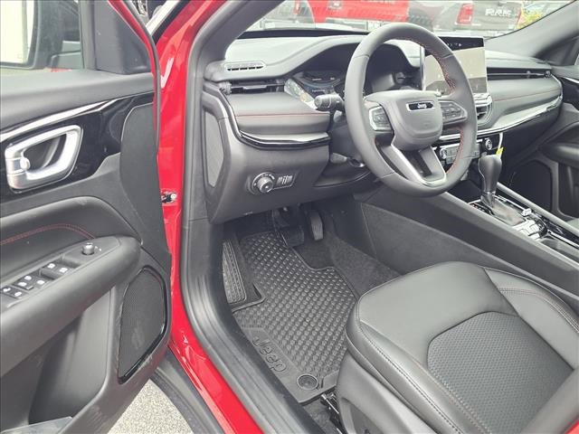 New 2026 Jeep Compass Trailhawk image 4