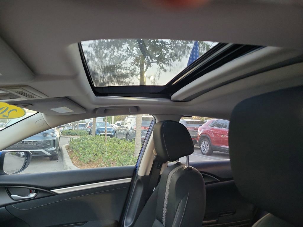 Used 2018 Honda Civic EX-T image 17