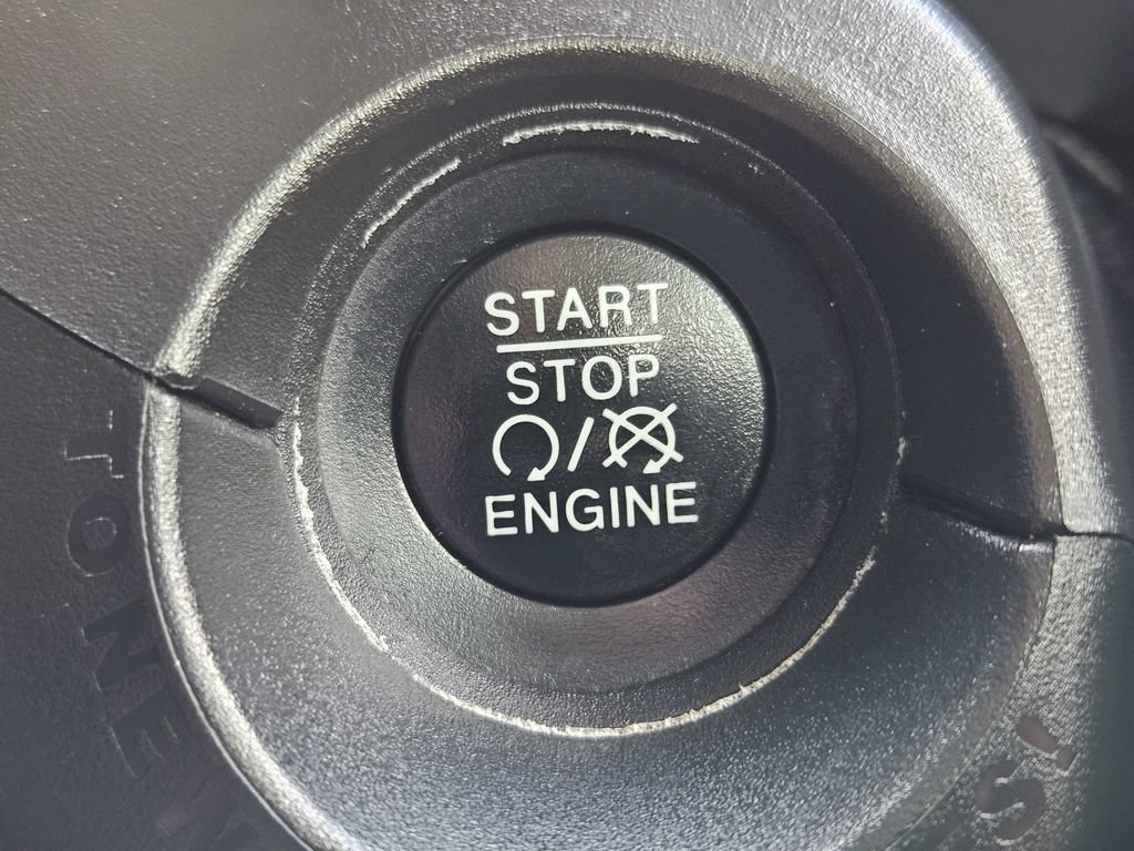 Used 2020 Jeep Renegade Sport FWD image 25