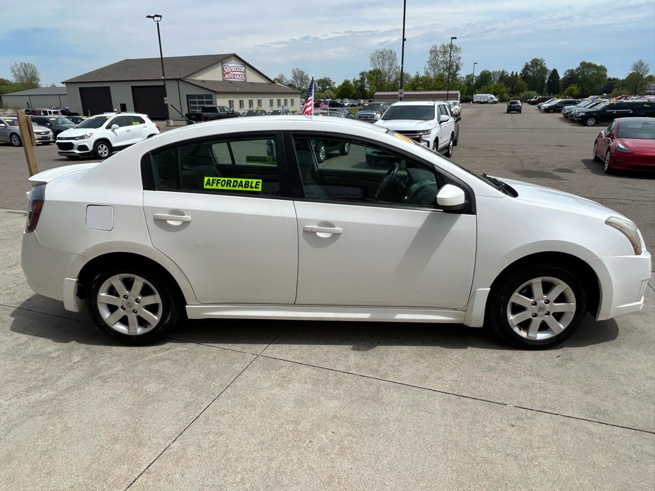 Used 2011 Nissan Sentra 2.0 SR FWD image 4