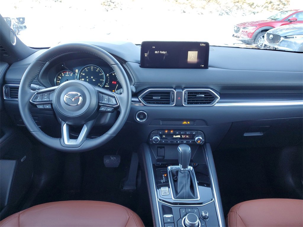Used 2025 MAZDA CX-5 Carbon Edition image 15