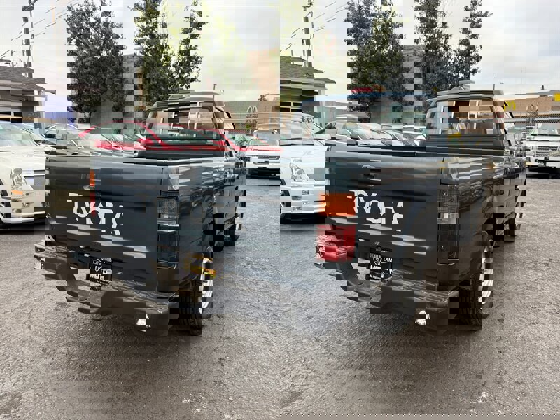 Used 1994 Toyota Pickup 2WD Regular Cab image 5