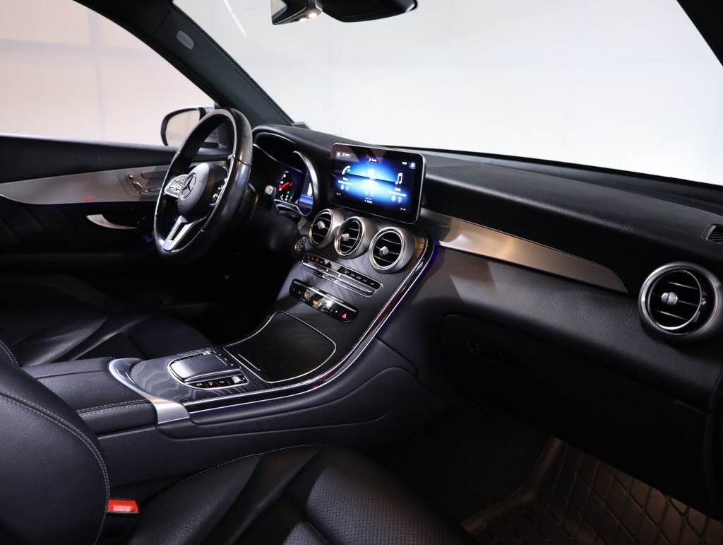 Used 2022 Mercedes-Benz GLC 300 4MATIC image 50