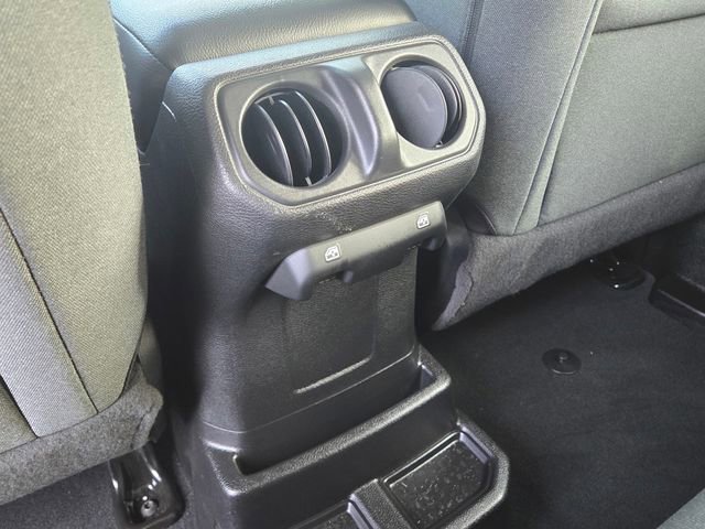 Used 2024 Jeep Wrangler Unlimited w/ Convenience Group image 13