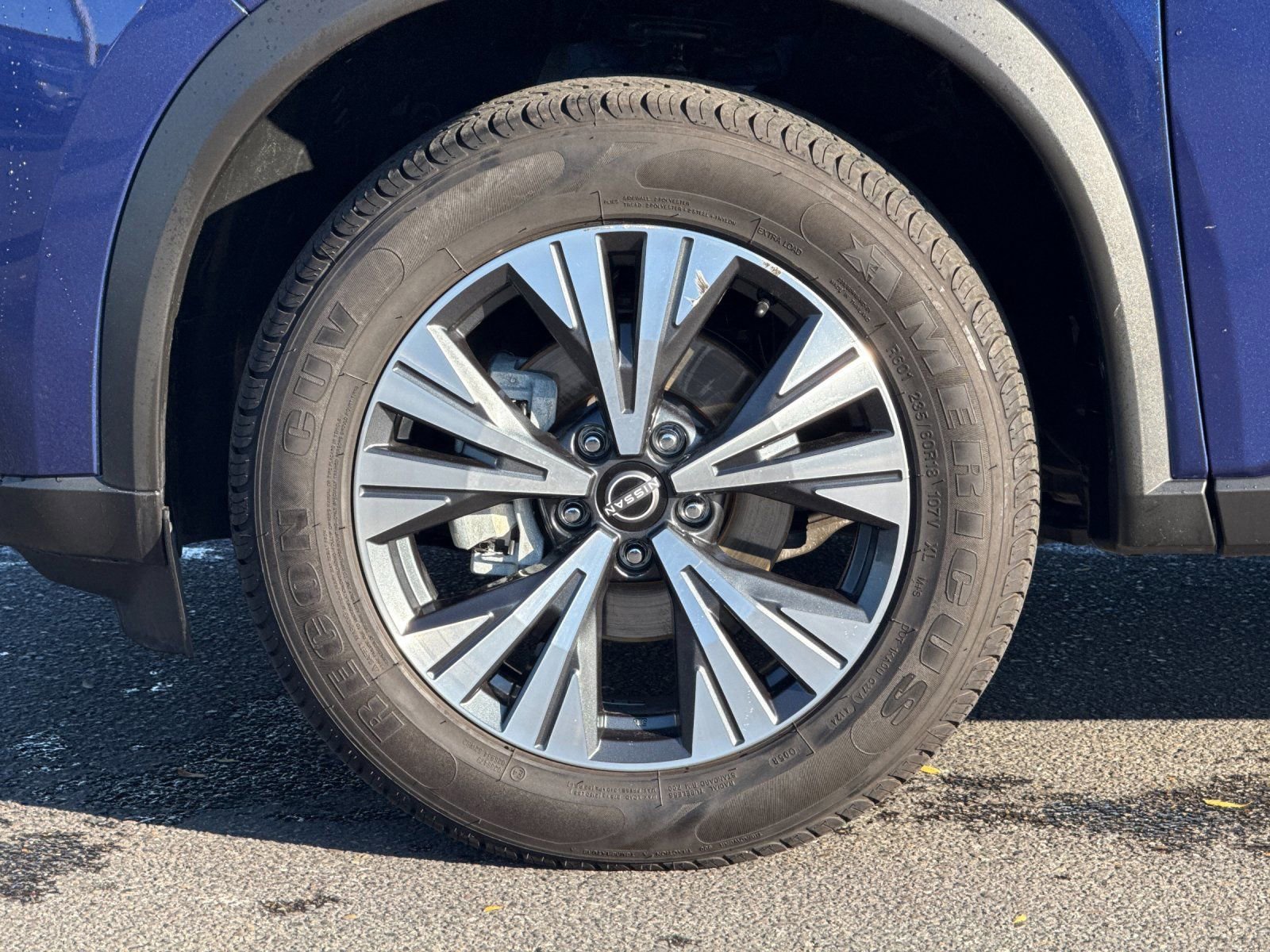 Used 2023 Nissan Rogue SV image 31