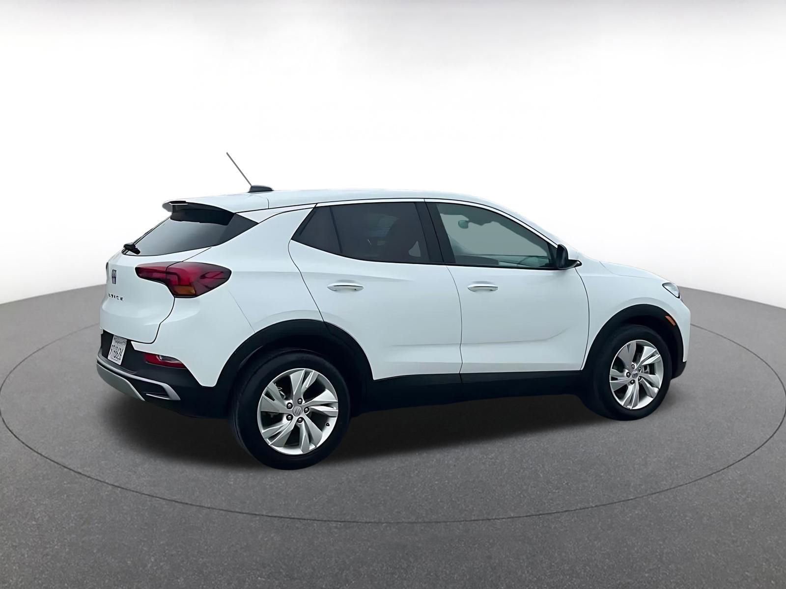 Used 2025 Buick Encore GX Preferred image 15