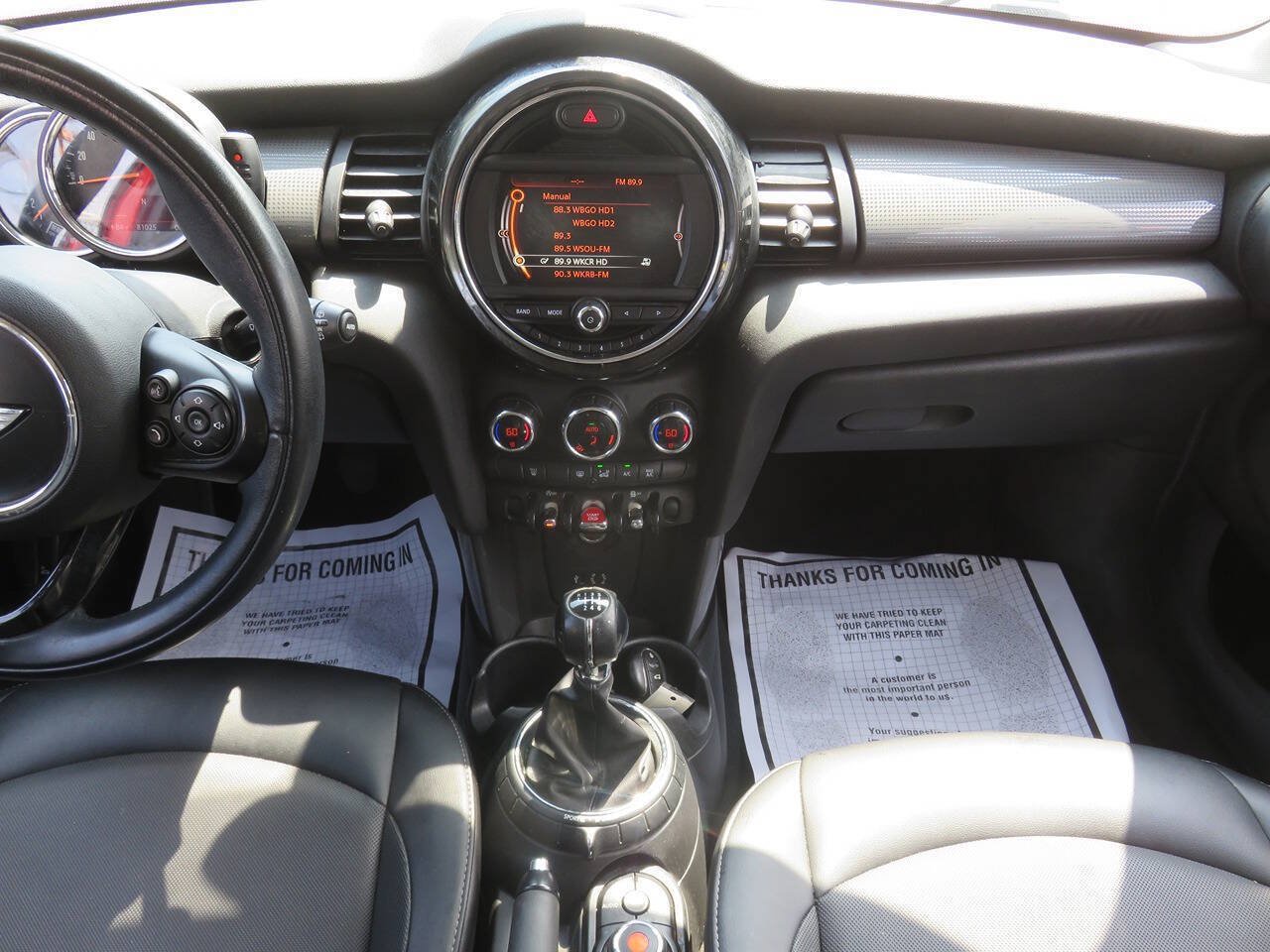 Used 2015 MINI Cooper 4-Door Hardtop FWD image 16
