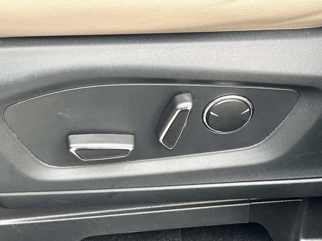 Used 2020 Ford Explorer Limited RWD image 35