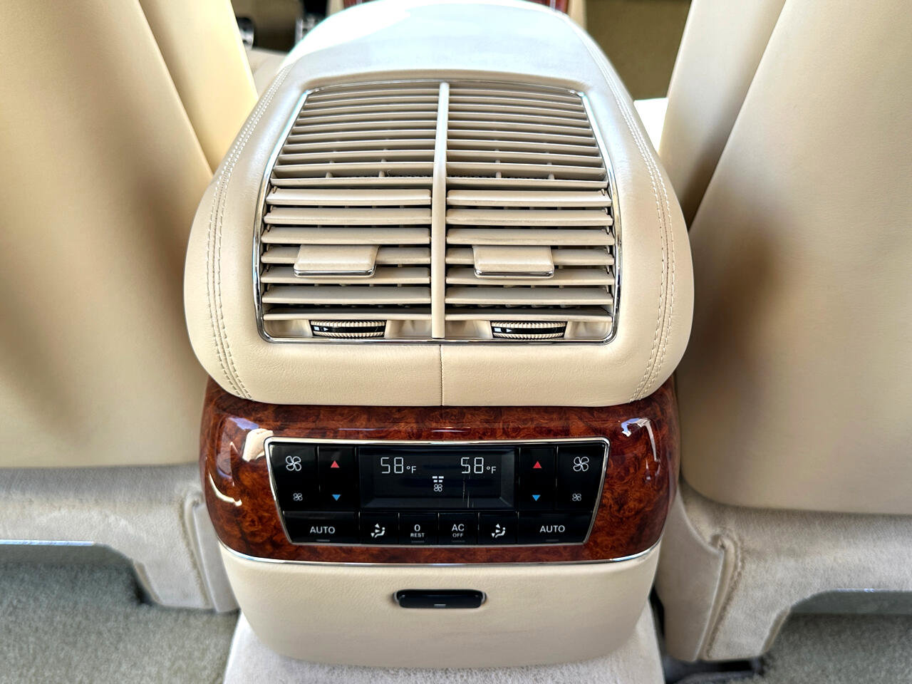 Used 2004 Maybach 57 image 55