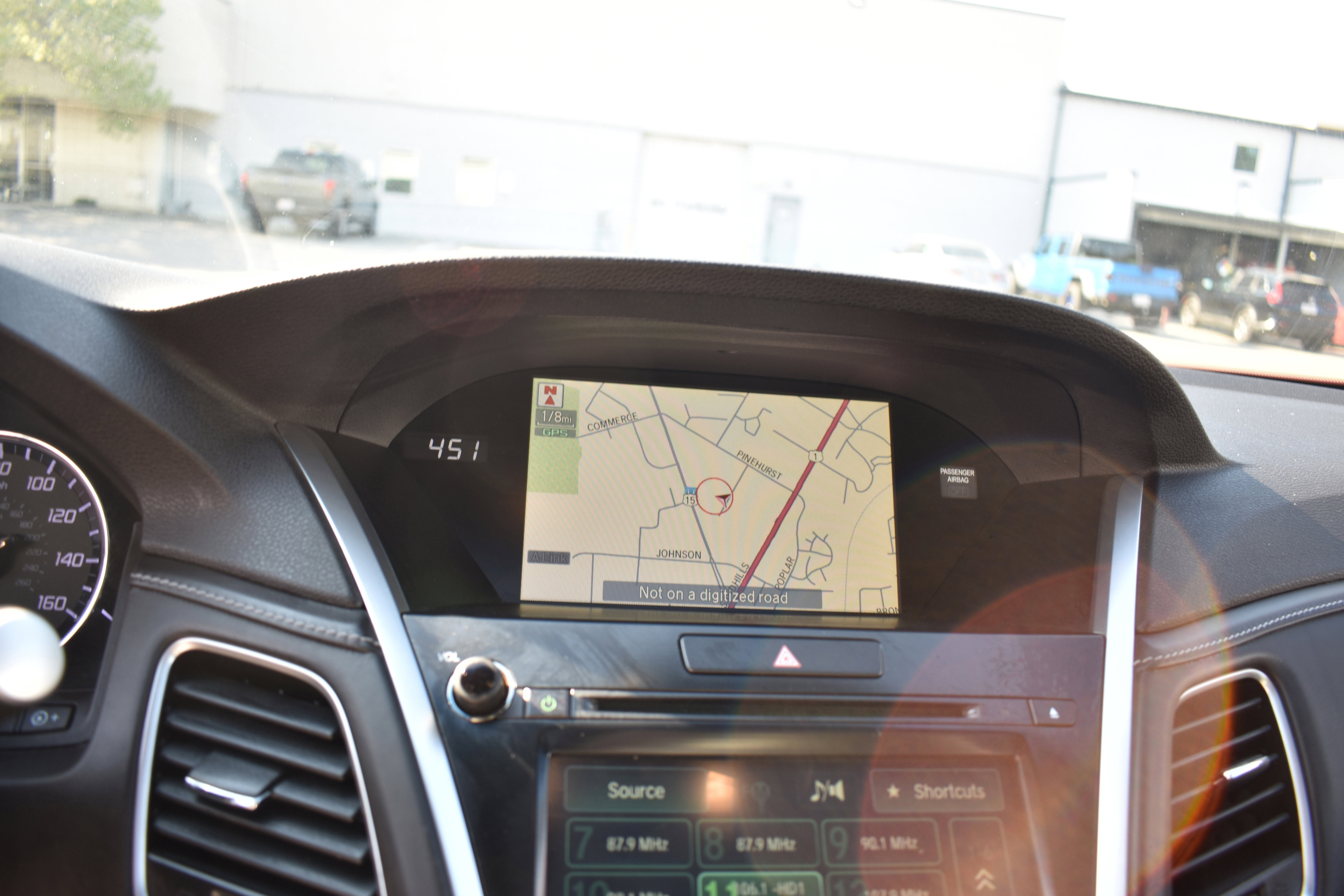 Used 2020 Acura RLX Sport Hybrid w/ Advance Pkg image 17