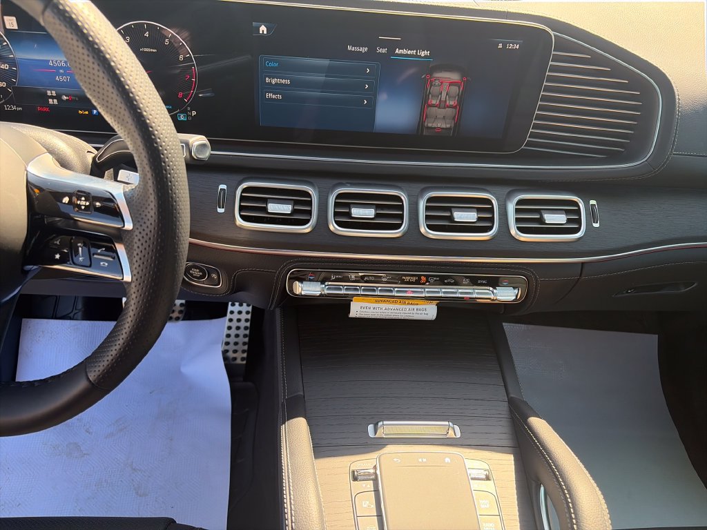New 2026 Mercedes-Benz GLS 580 4MATIC image 34