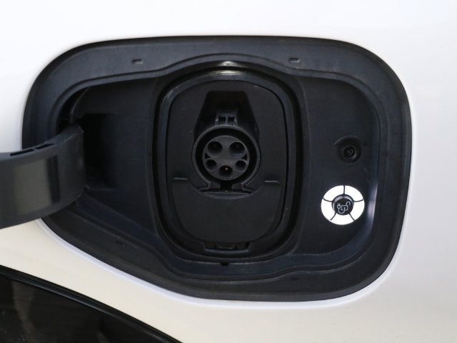 Used 2024 Ford Mustang Mach-E Premium AWD/4WD image 18