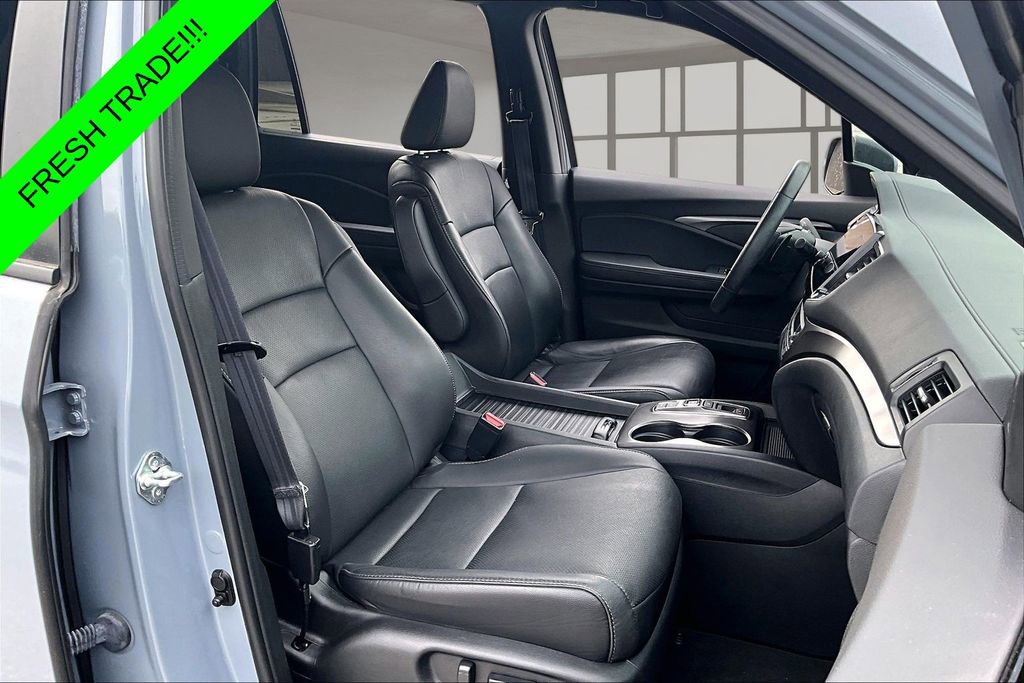 Certified 2023 Honda Passport EX-L image 28