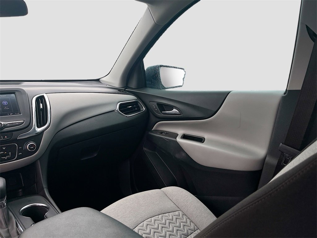 Used 2022 Chevrolet Equinox LS w/ LS Convenience Package image 23