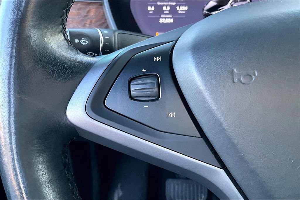 Used 2019 Tesla Model X 100D image 18