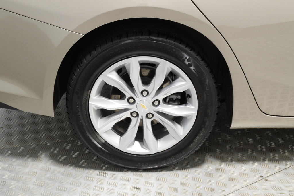Used 2024 Chevrolet Malibu LT FWD image 38