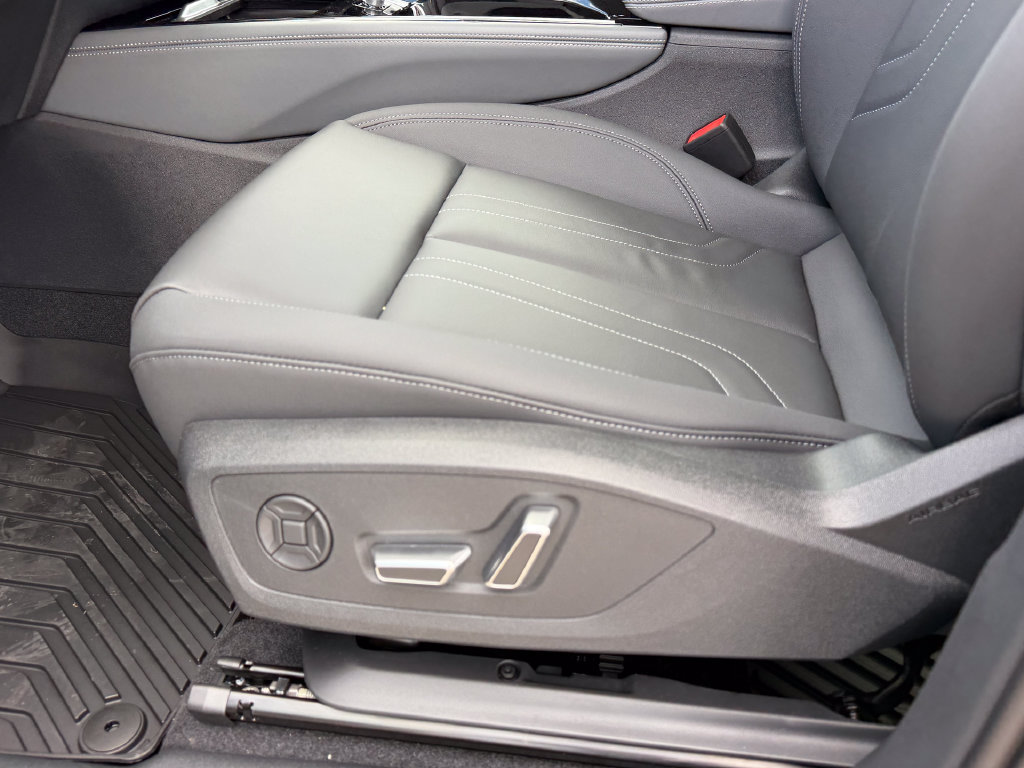 New 2026 Audi Q3 quattro 2.0T AWD/4WD image 21