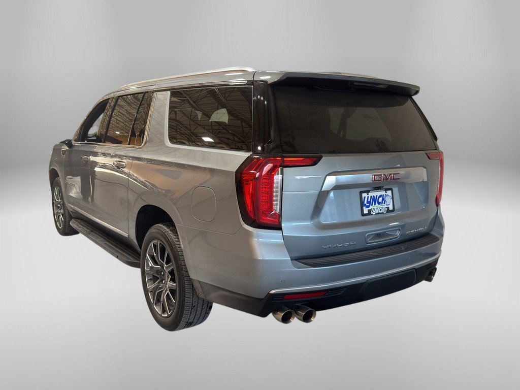 Used 2024 GMC Yukon XL Denali image 2