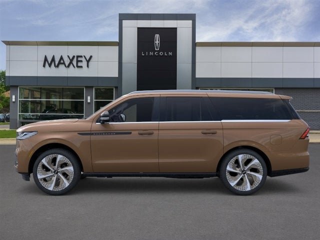 New 2026 Lincoln Navigator L Black Label AWD/4WD image 26