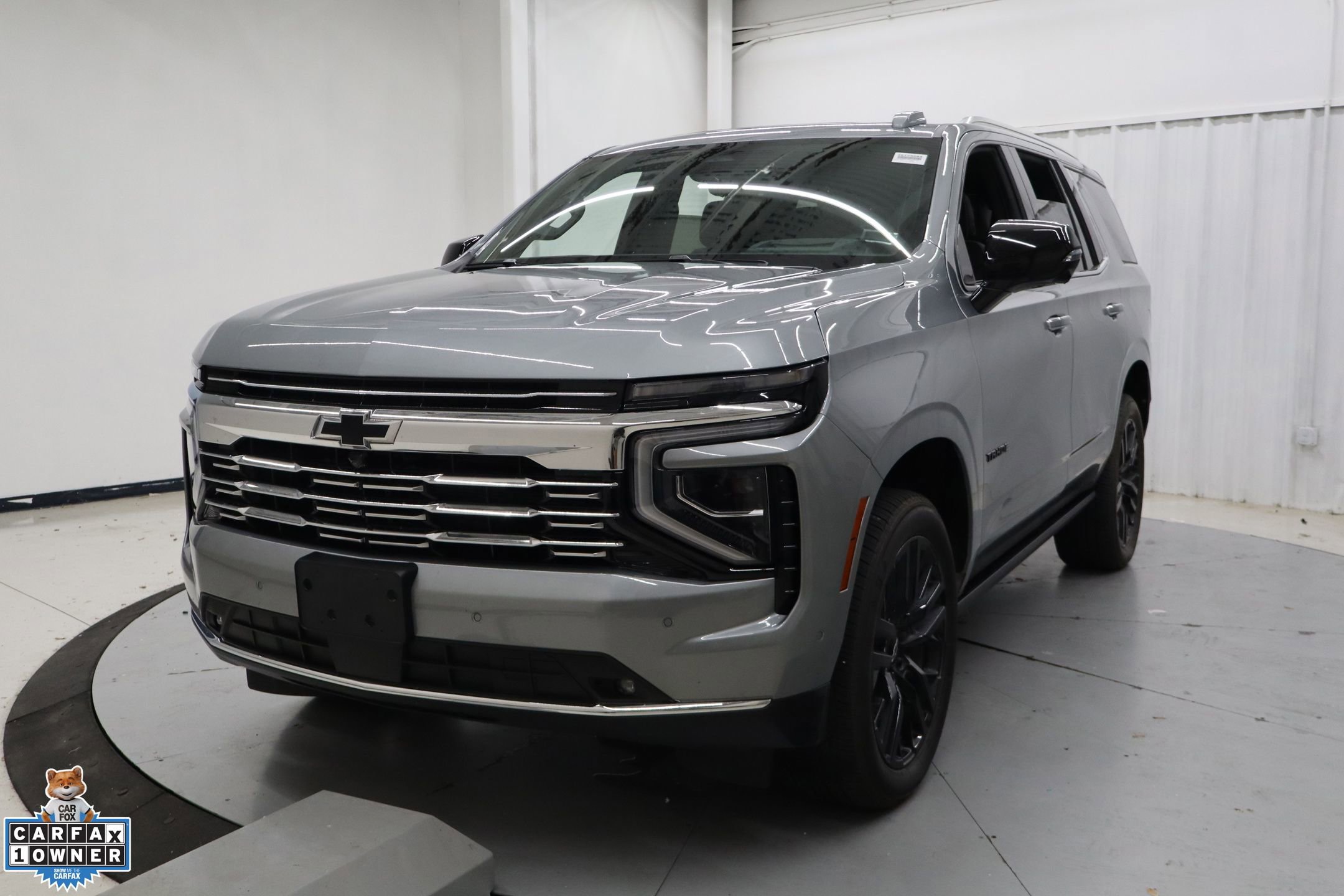 Used 2025 Chevrolet Tahoe Premier AWD/4WD image 8