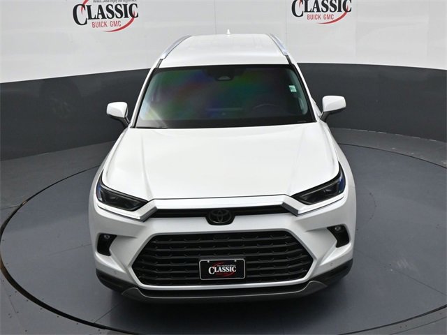 Used 2024 Toyota Grand Highlander Limited image 12