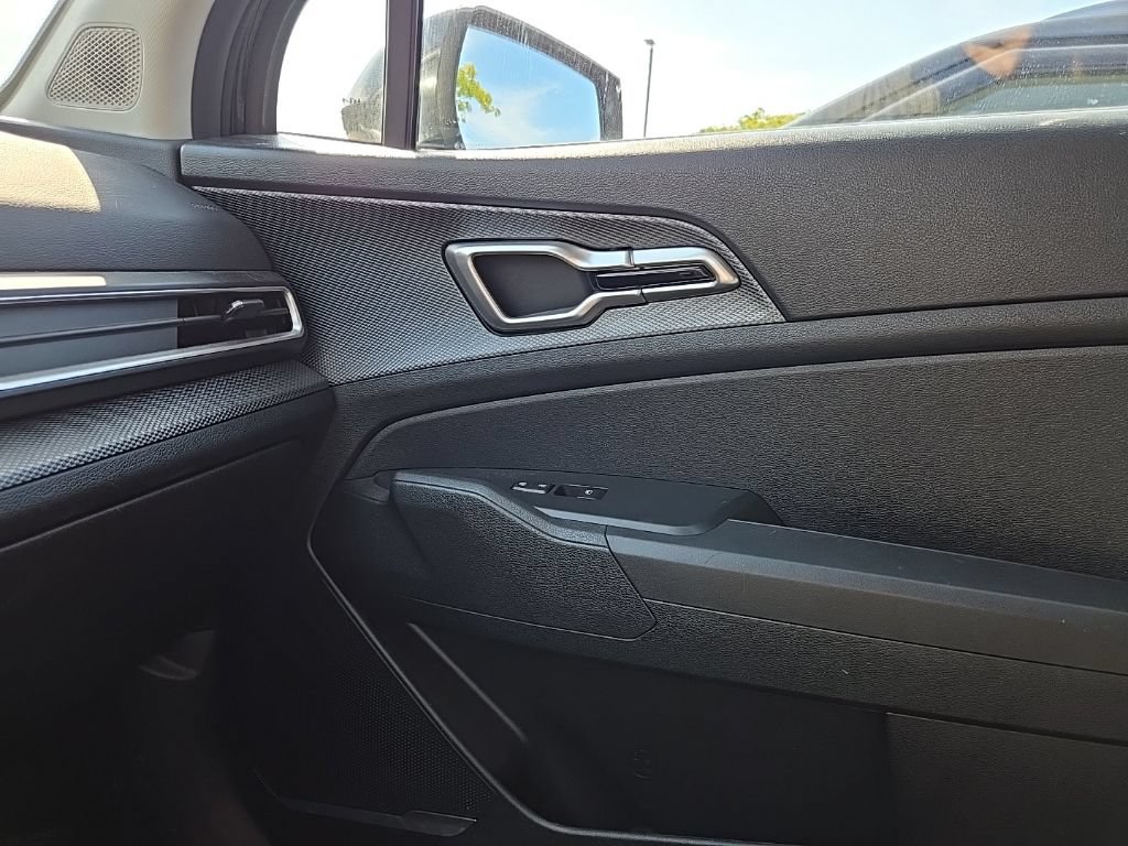 Certified 2023 Kia Sportage LX AWD/4WD image 23
