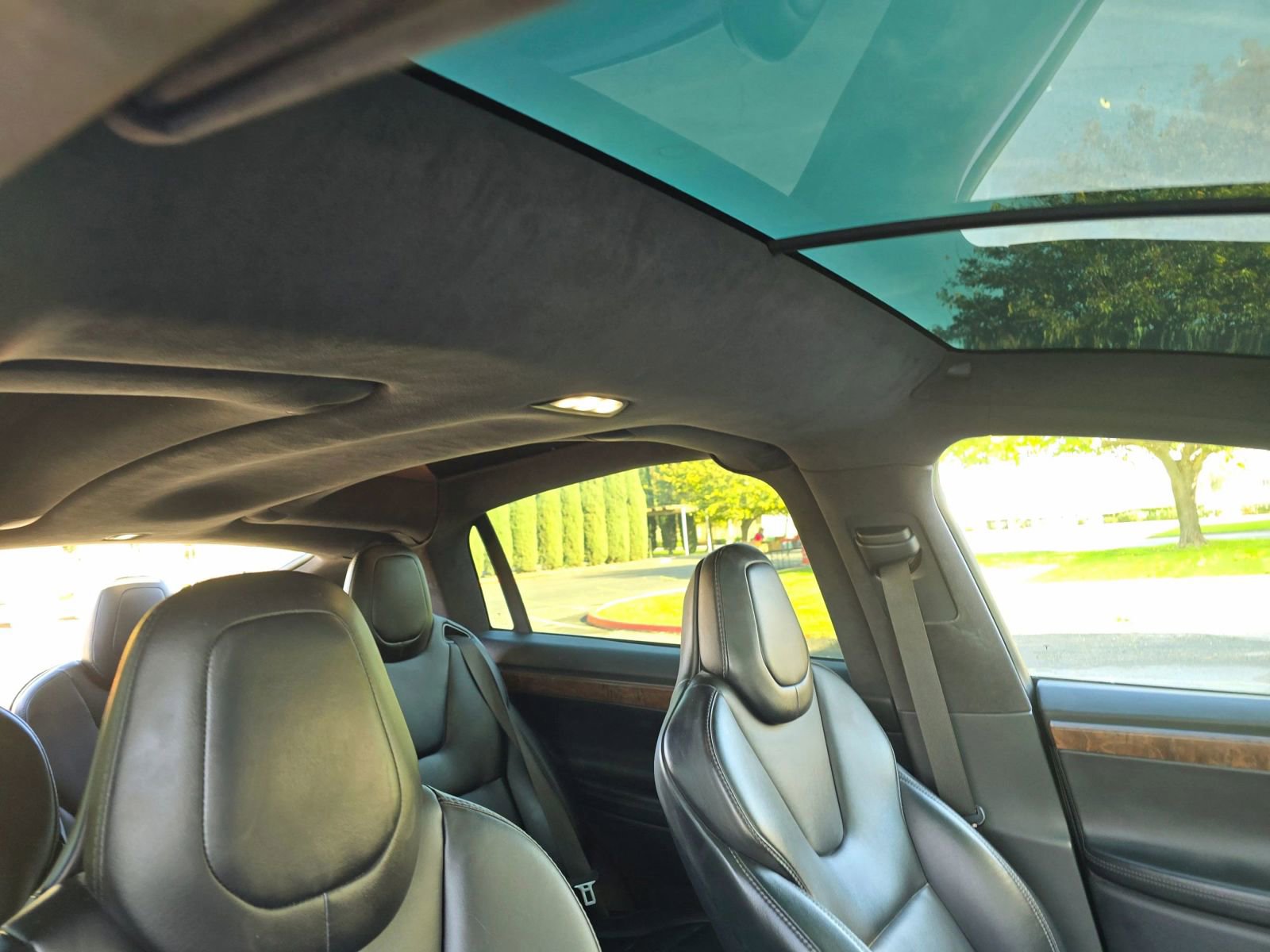 Used 2019 Tesla Model X Long Range AWD/4WD image 25