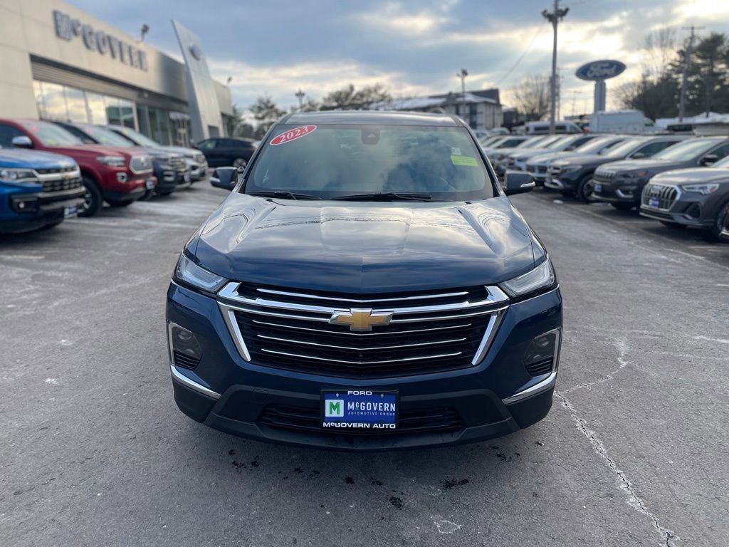 Used 2023 Chevrolet Traverse LT w/ LT Premium Package image 9