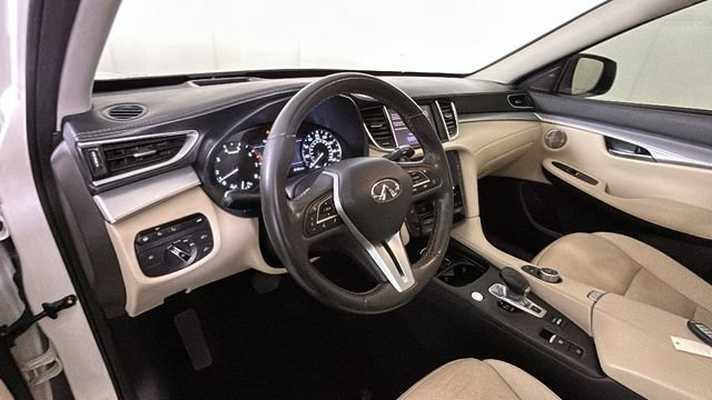 Used 2019 INFINITI QX50 Essential w/ Proactive Package AWD/4WD image 13