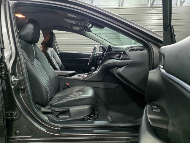 Used 2021 Toyota Camry SE w/ Carpet Mat Package (TMS) image 14