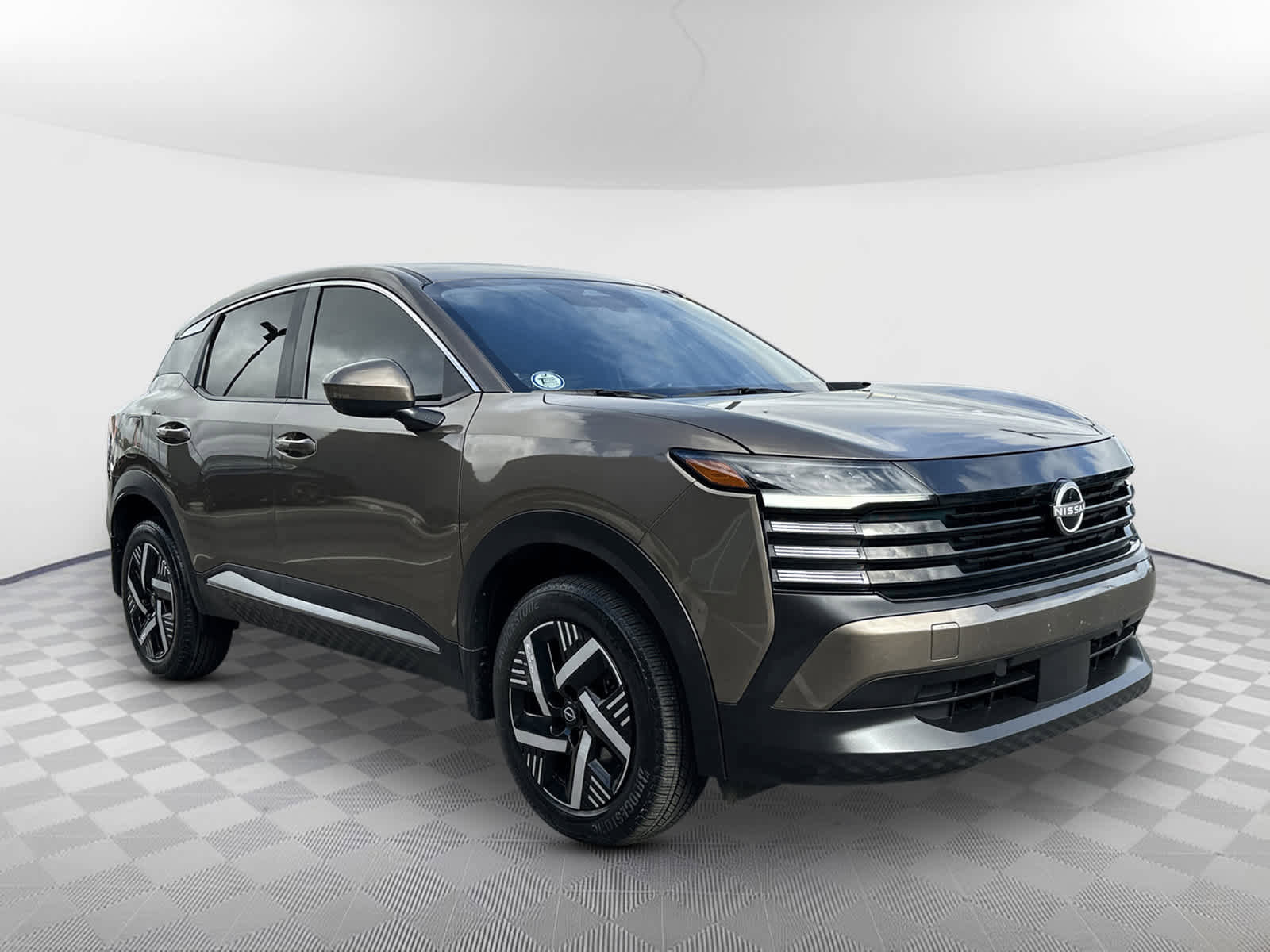 Used 2025 Nissan Kicks SV