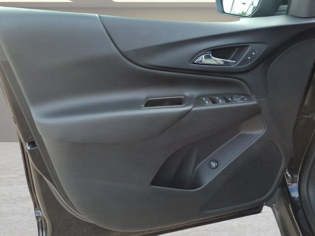 Used 2024 Chevrolet Equinox LT FWD image 14