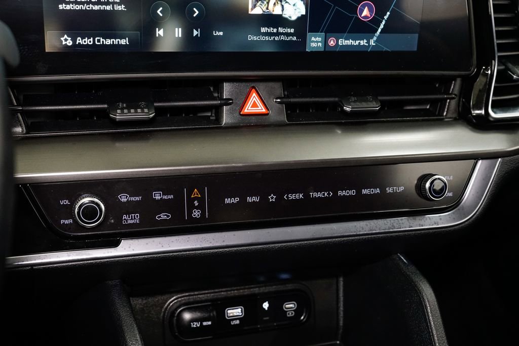 Certified 2025 Kia Sportage EX image 17