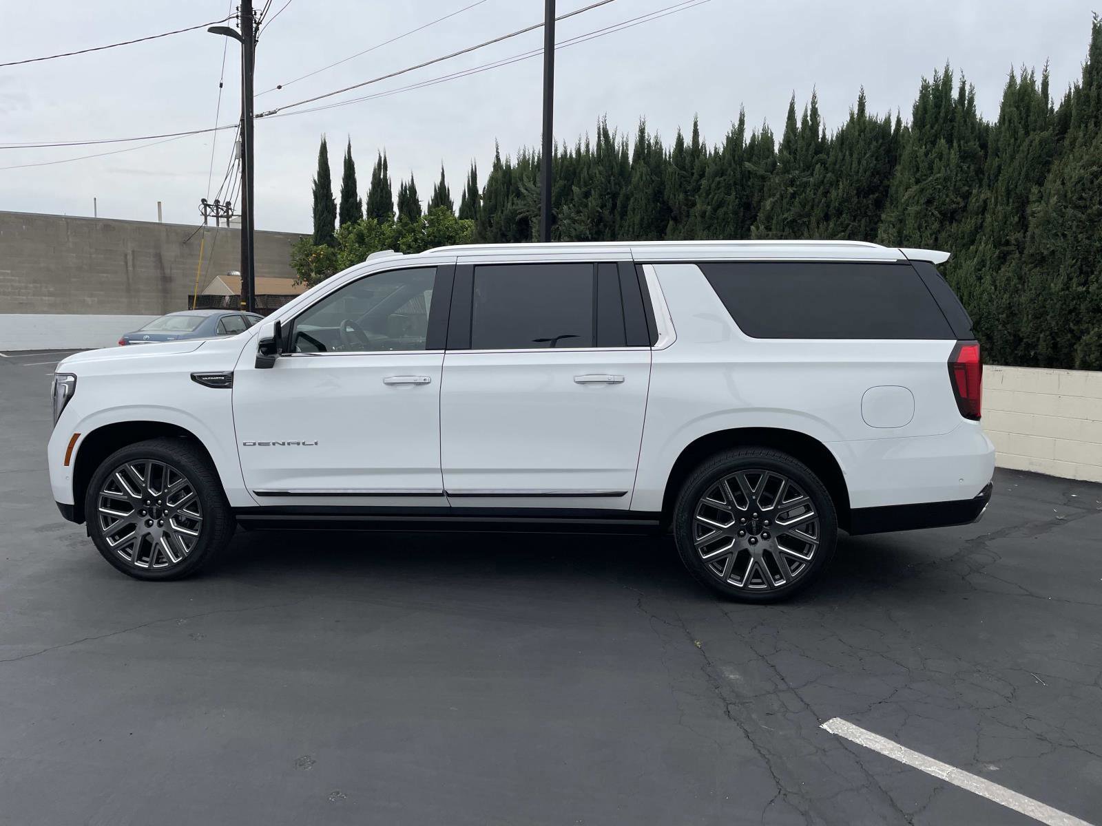 New 2026 GMC Yukon XL Denali Ultimate image 8