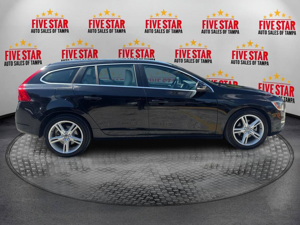 Used 2016 Volvo V60 T5 Platinum w/ Climate Package FWD image 8