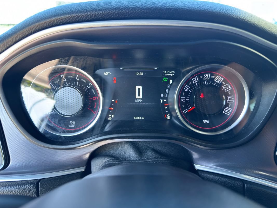 Used 2019 Dodge Challenger R/T RWD image 20