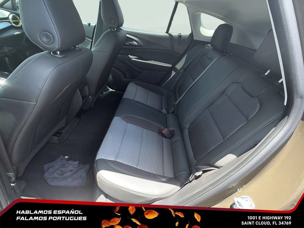 Used 2024 Chevrolet Trax LT w/ Driver Confidence Package FWD image 22