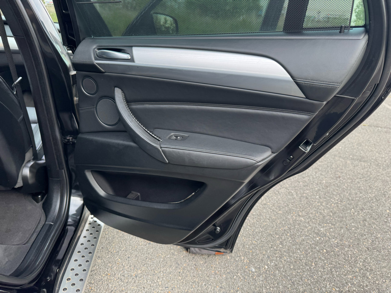 Used 2009 BMW X6 xDrive50i image 32