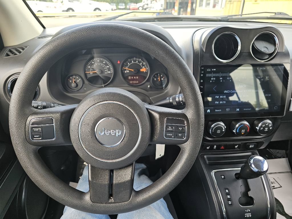 Used 2015 Jeep Compass Sport w/ Power Value Group image 27