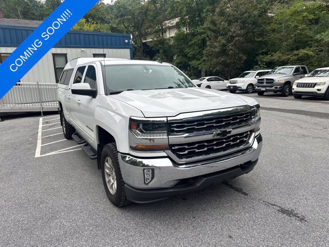 Used 2017 Chevrolet Silverado 1500 LT w/ All Star Edition AWD/4WD image 1