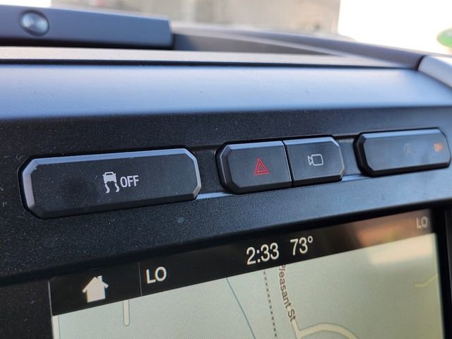 Used 2018 Ford F150 Lariat w/ Equipment Group 502A Luxury image 28