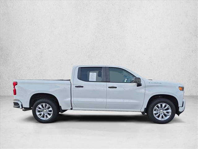Used 2020 Chevrolet Silverado 1500 Custom w/ Custom Value Package RWD image 4
