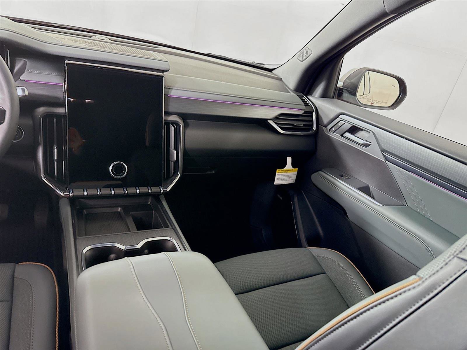 New 2026 GMC Acadia AT4 image 18