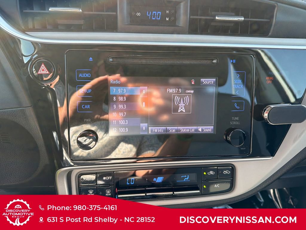 Used 2018 Toyota Corolla LE FWD image 17