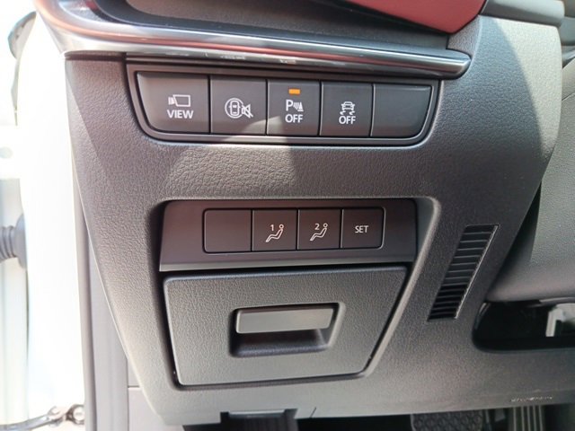 Certified 2025 MAZDA MAZDA3 Hatchback w/Premium Plus Pkg image 19