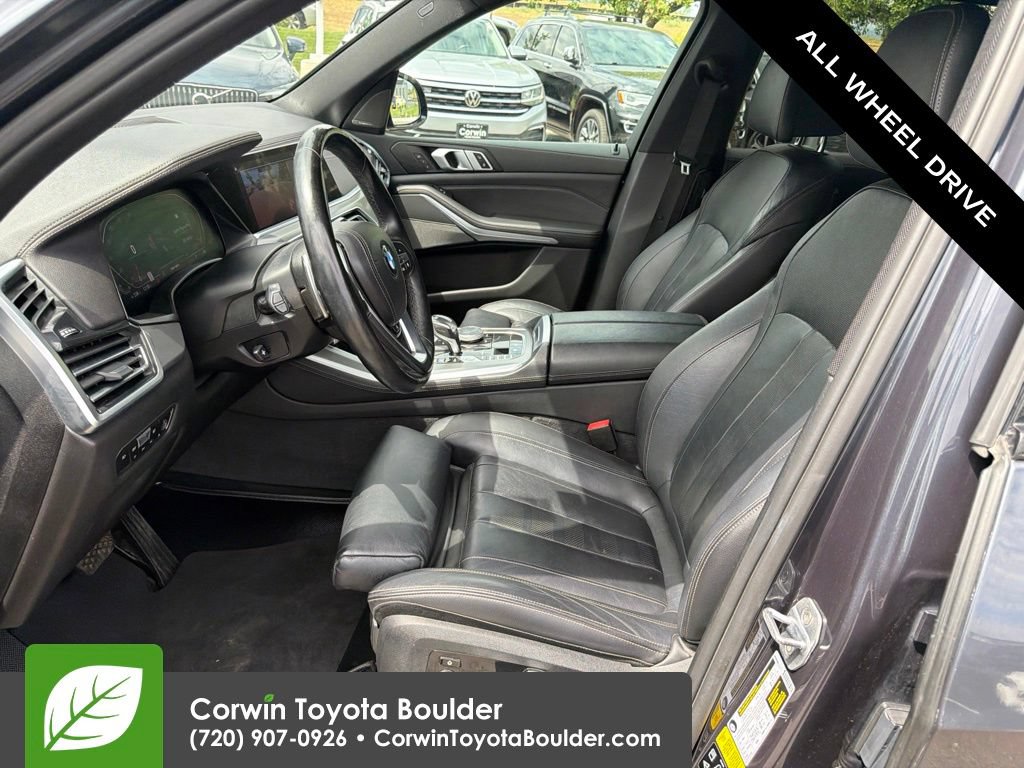 Used 2019 BMW X5 xDrive50i w/ Parking Assistance Package AWD/4WD image 24