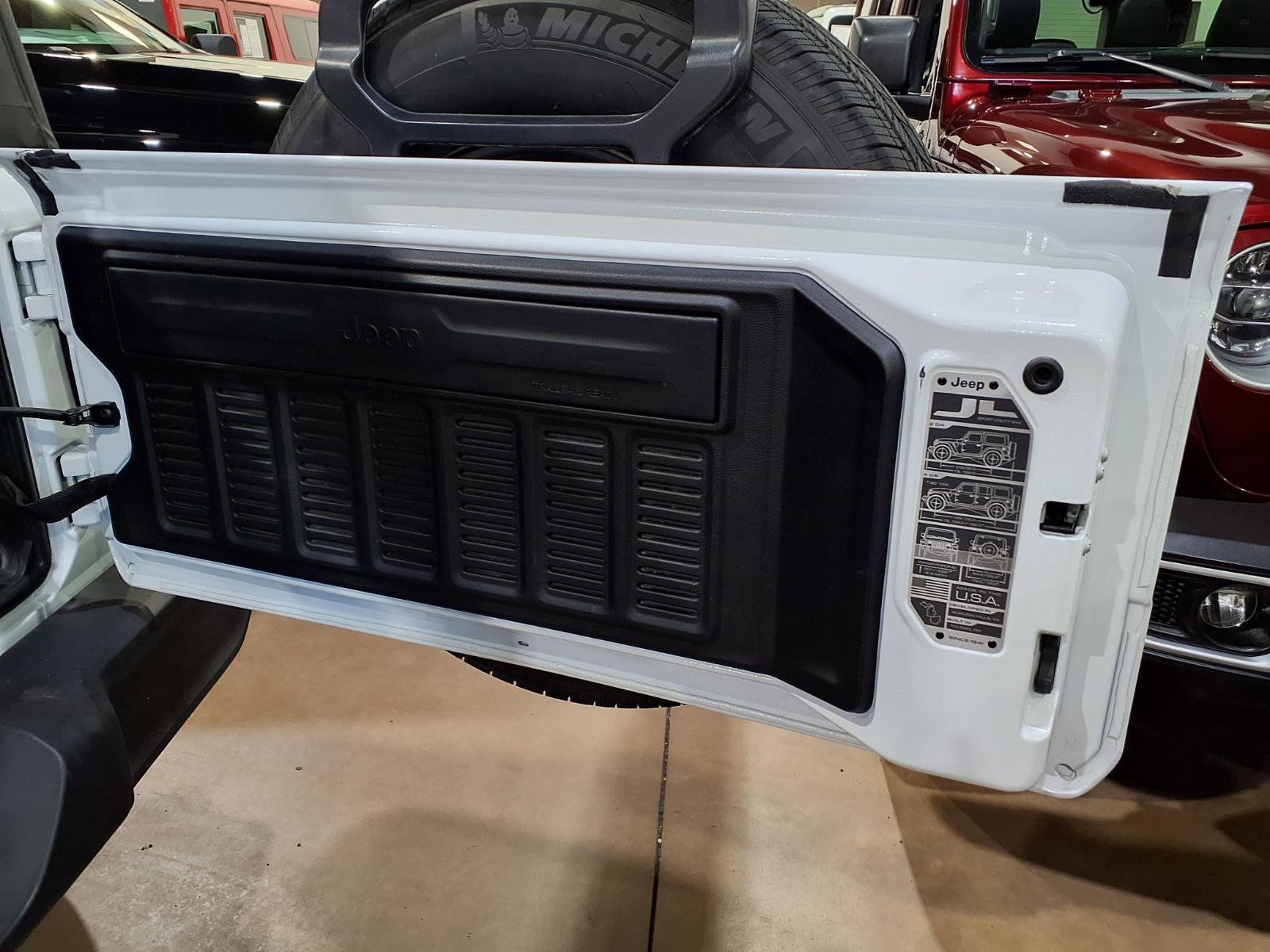 Used 2023 Jeep Wrangler Sport image 19