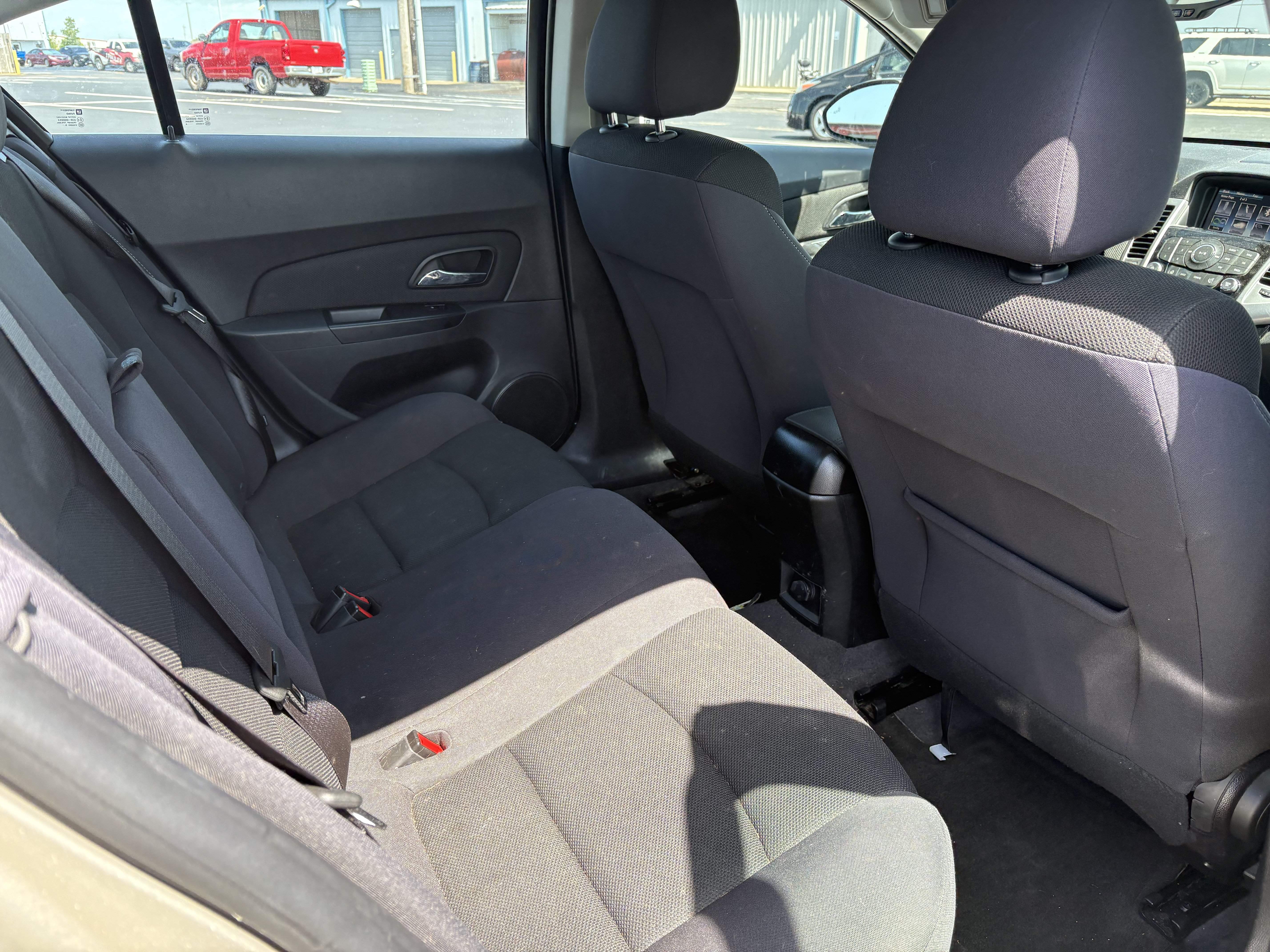 Used 2014 Chevrolet Cruze LT w/ Enhanced Safety Package FWD image 13