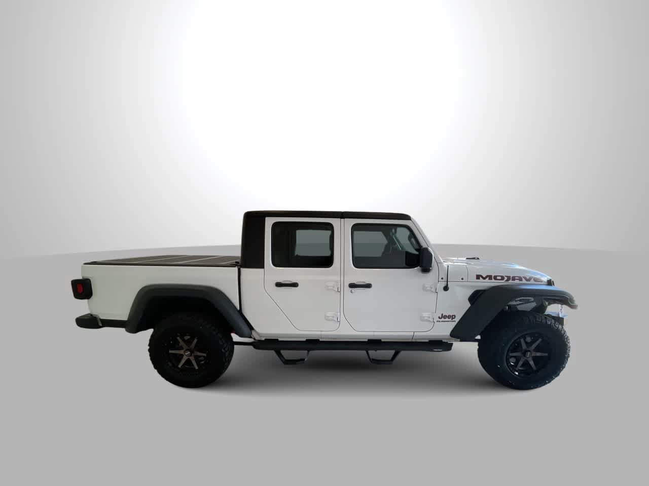 Used 2021 Jeep Gladiator Mojave AWD/4WD image 9