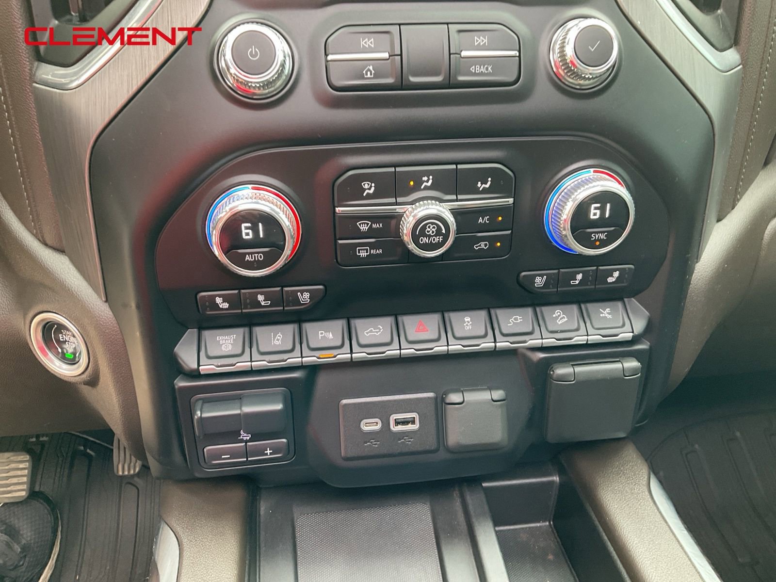 Used 2023 GMC Sierra 2500 Denali w/ Denali Ultimate Package image 13